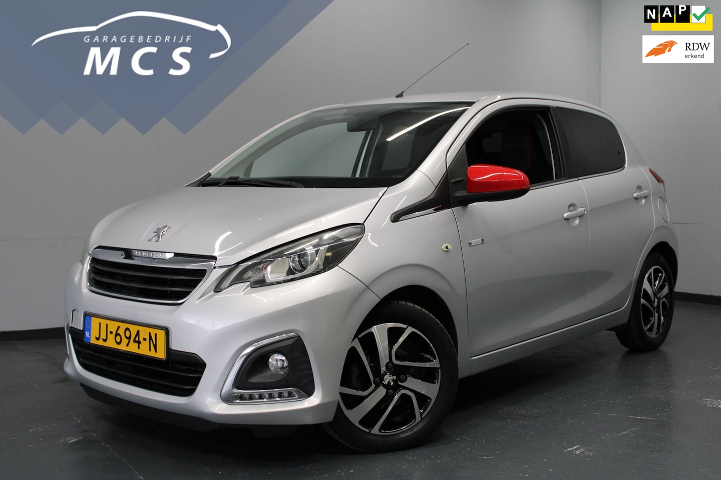 Peugeot 108 - 1.0 e-VTi Envy / Scherm / LM Velgen / Airco - AutoWereld.nl