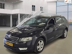 Skoda Octavia Combi - 1.6 TDI Greenline NAVI PSENSOR CRUISE TREKHAAK 2 X SLEUTELS