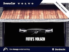 Volvo V40 - 1.5 T3 Polar+ Sport | R-Design Leder bekleding | Panoramadak | LED koplampen