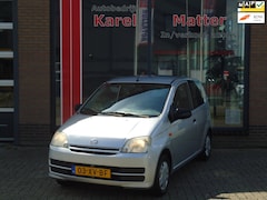 Daihatsu Cuore - 1.0-12V 100th Anniversary *STUURBEKRACHTIGING* *APK T/M 08-05-2027