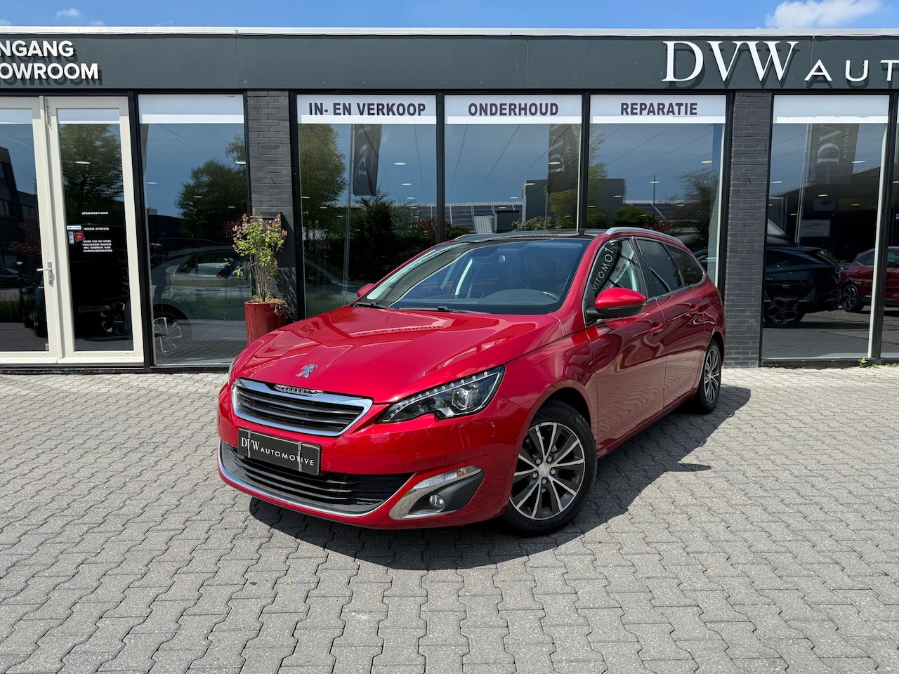 Peugeot 308 SW - 1.2 PureTech Blue Lease Premium 1.2 PureTech Blue Lease Premium - AutoWereld.nl