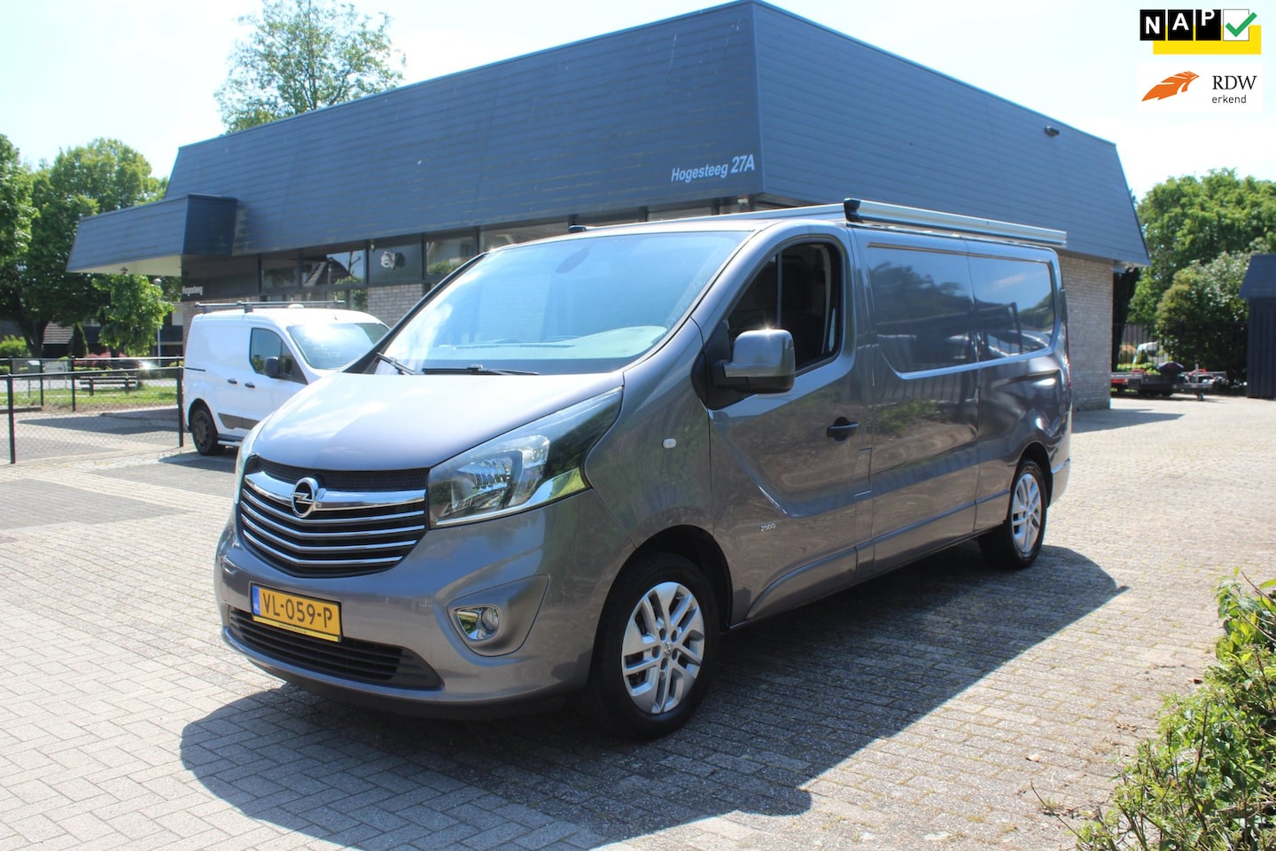 Opel Vivaro - LANGE UITV met imperial 1.6 CDTI L2H1 DC Edition EcoFlex - AutoWereld.nl