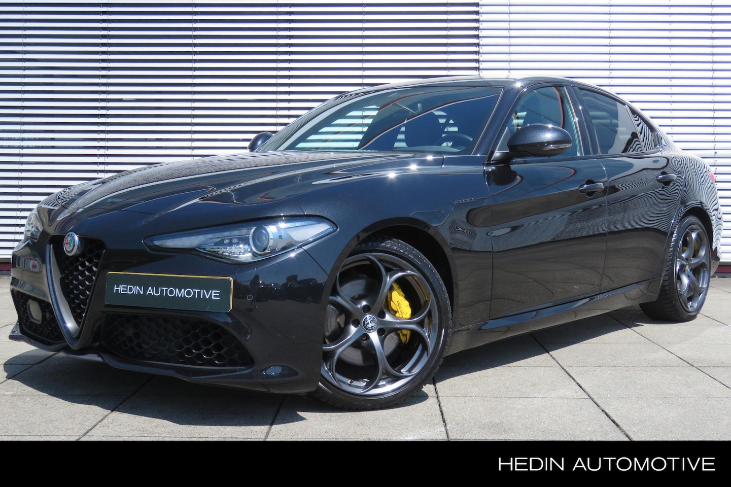 Alfa Romeo Giulia - 2.0 T Veloce | Performance Pack | Apple Carplay | Lederen interieur | Dealeronderhouden | - AutoWereld.nl