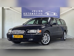 Volvo V70 - 2.4 Summum 2e Eigenaar Trekhaak Xenon Leer Nieuwe APK