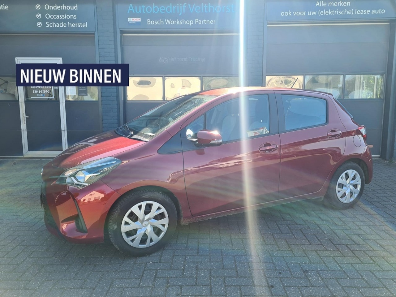 Toyota Yaris - 1.5 VVT-i Active Automaat NL auto Camera - AutoWereld.nl