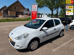 Renault Clio - 1.2 Special Line