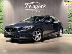 Volvo V40 - 1.6 T4 Momentum | Navi | Cruise | Trekhaak | Garantie