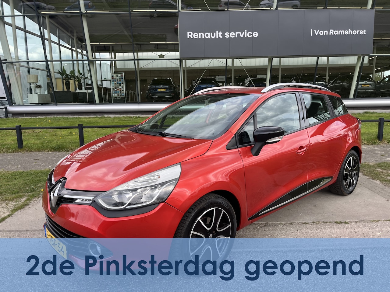 Renault Clio Estate - 0.9 TCe Expression / Trekhaak / Airco / Navi / - AutoWereld.nl