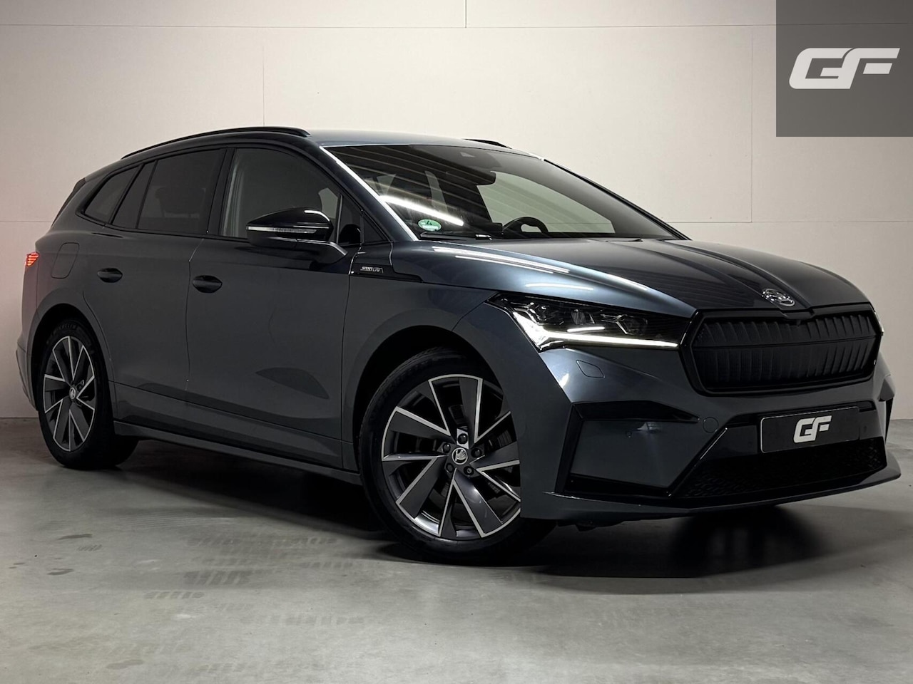 Skoda Enyaq iV - 60 Sportline SOH 87% Carplay Camera Sfeerver. Stoel/Stuur verwarming - AutoWereld.nl
