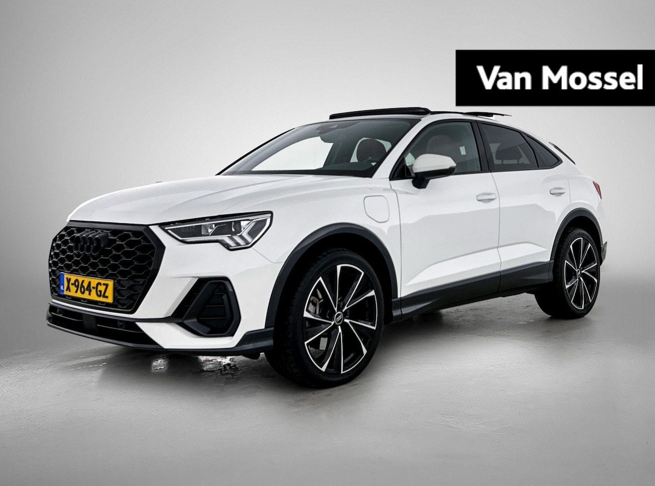 Audi Q3 Sportback - 45 TFSI e Edition 245 PK | Automaat | Navigatie | Panoramadak | Camera | SONOS Sound | Ada - AutoWereld.nl