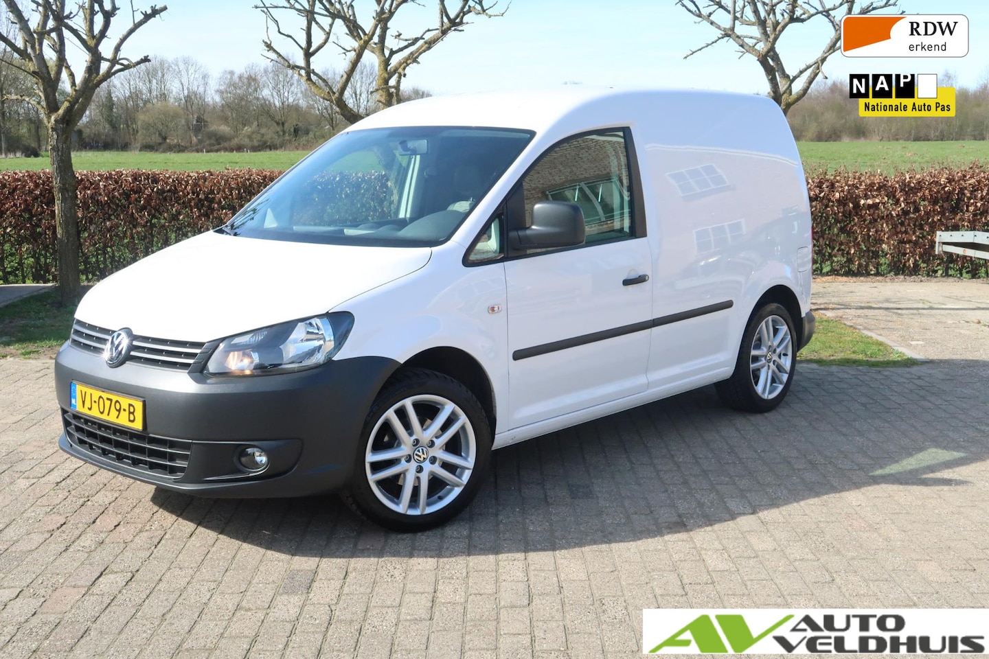 Volkswagen Caddy - 1.6 TDI Economy Baseline 1e Eigenaar NAP nieuwe APK - AutoWereld.nl