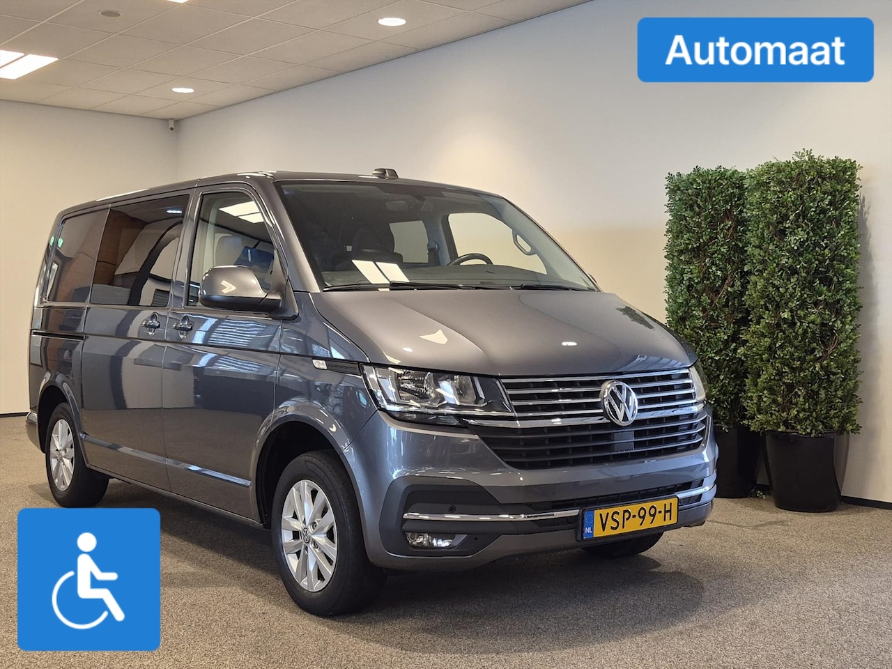 Volkswagen Transporter - L1H1 Rolstoelbus Automaat - rolstoel achter het stuur (handbediening HBR+SG) - AutoWereld.nl