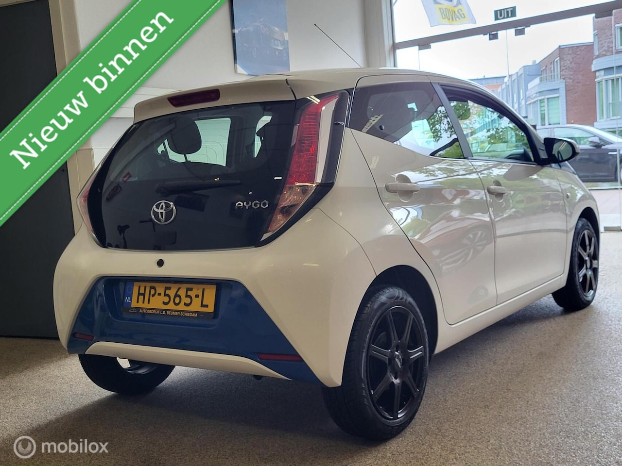 Toyota Aygo - 1.0 VVT-i x-play *NL, 1e EIG, CAMERA, RIJKLAARPRIJS!*