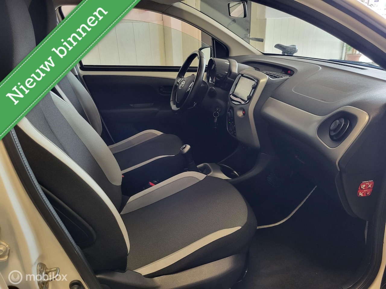 Toyota Aygo - 1.0 VVT-i x-play *NL, 1e EIG, CAMERA, RIJKLAARPRIJS!*