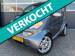 Smart Cabrio - Cabrio & pure|Motor gerev|Automaat|