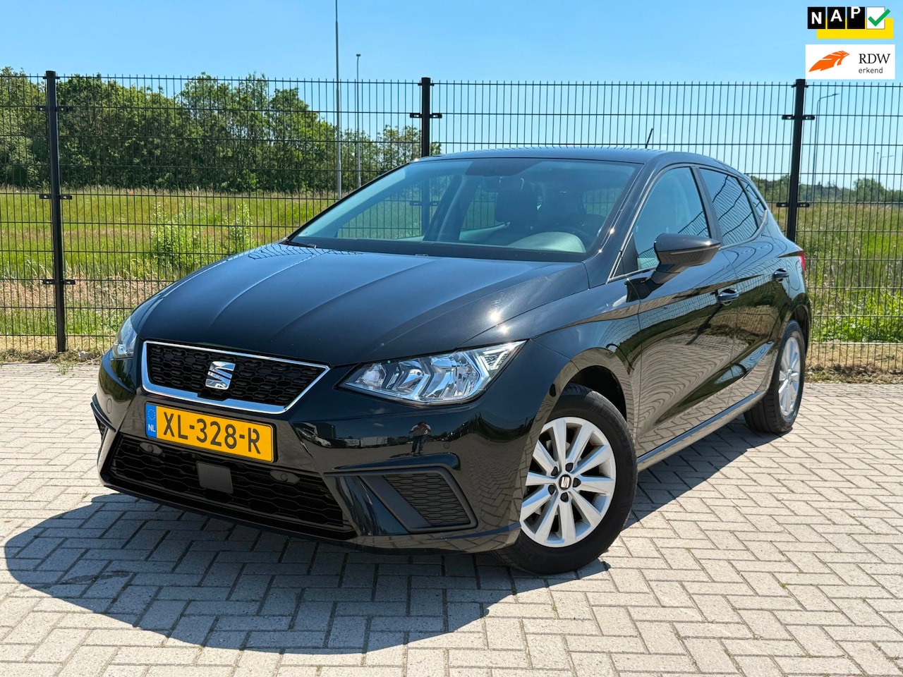 SEAT Ibiza - 1.0 TSI Style Business Intense| Camera| Bluetooth| NAVI | PDC - AutoWereld.nl