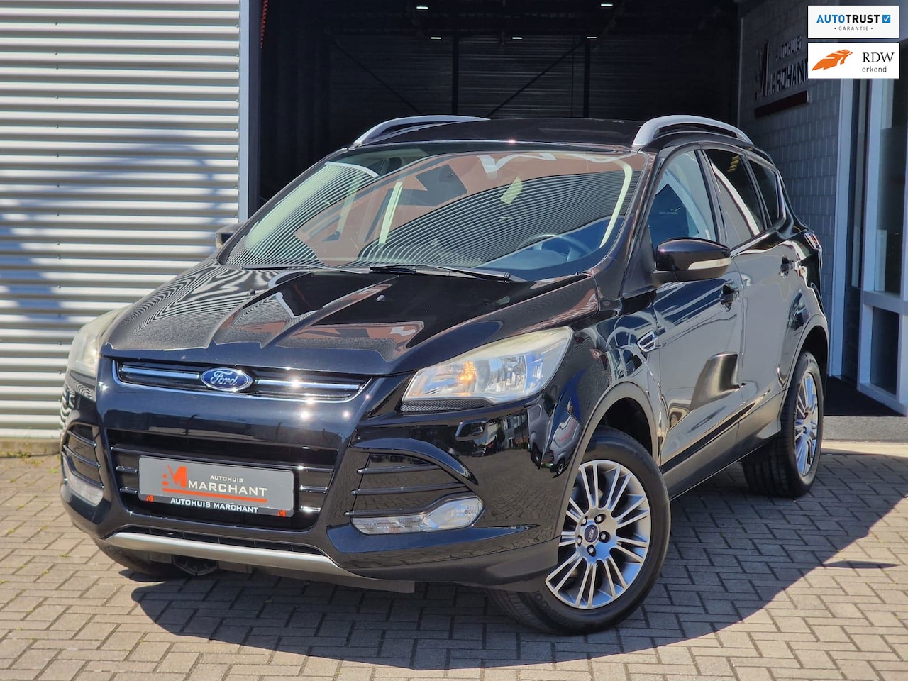 Ford Kuga - 1.6 Titanium Plus 1E EIG! TREKHAAK 2000KG! 6BAK! PDC STOELVERW. PARKEERHULP LM.VELGEN VOL! - AutoWereld.nl