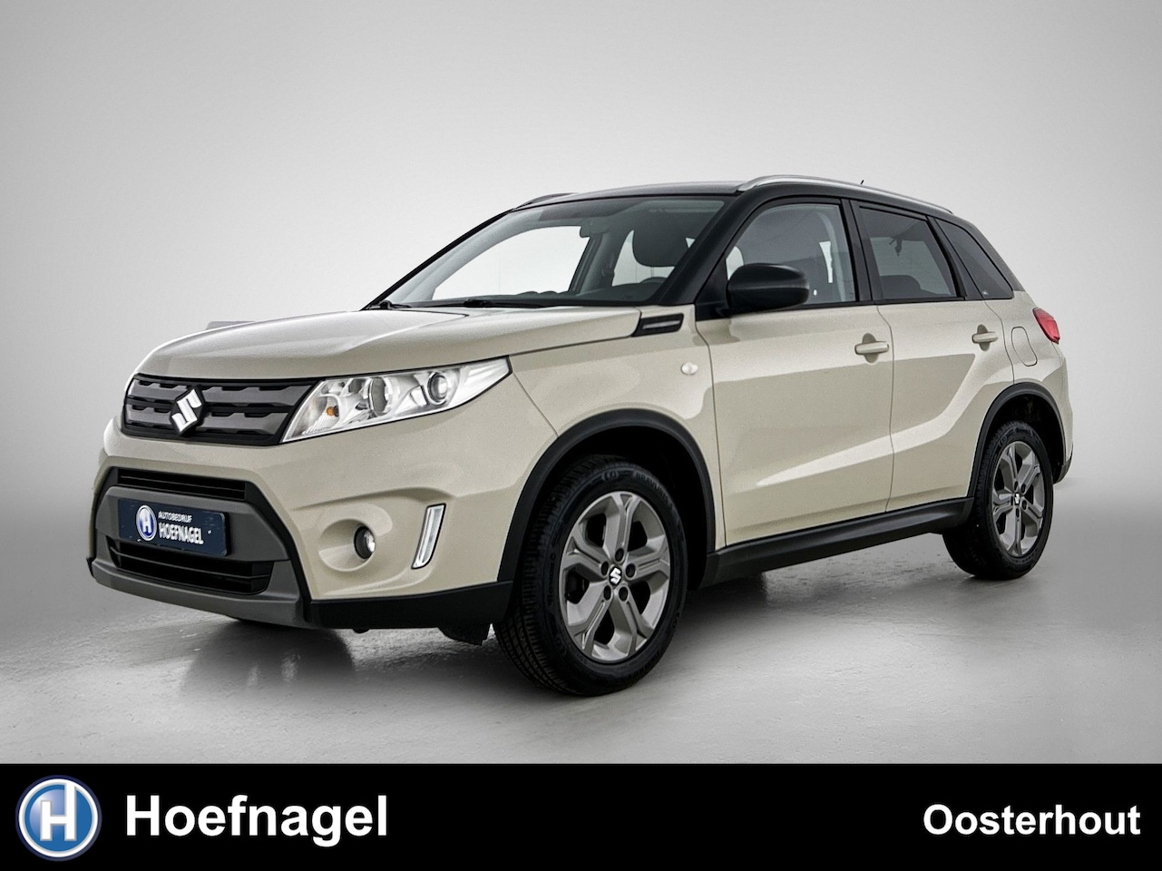 Suzuki Vitara - 1.6 Exclusive | Cruise control | Stoelverwarming | Camera | Afneembare trekhaak - AutoWereld.nl