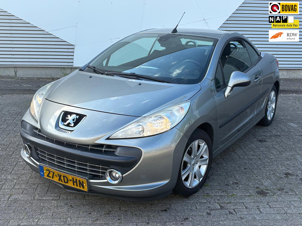 Peugeot 207 CC - 1.6 VTi Première | Nieuwe APK | Airco | NAP - AutoWereld.nl