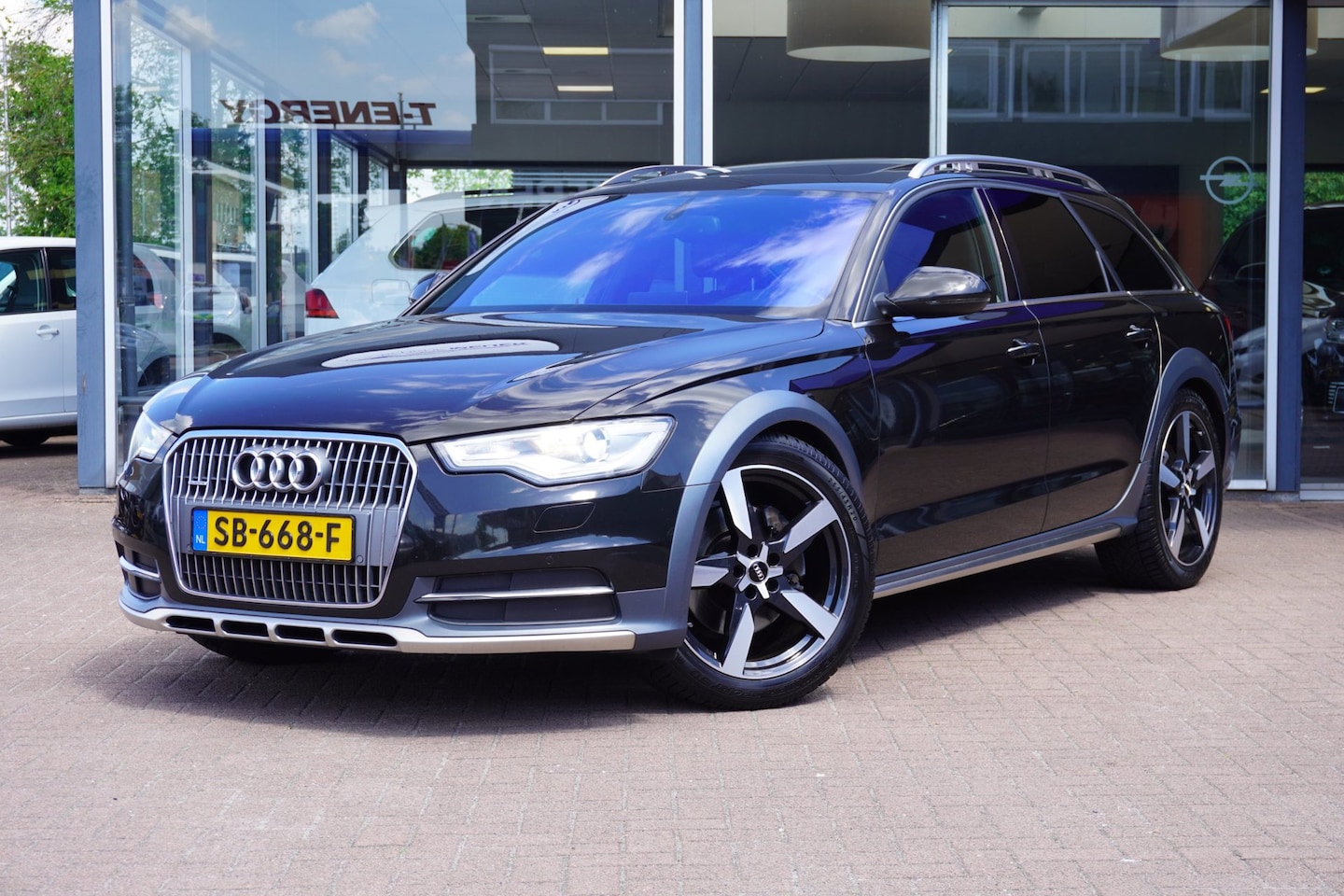 Audi A6 allroad quattro - 3.0 TDI Premium Edition Automaat | Navigatie | Luchtvering | Vol opties | Camera | Inruil - AutoWereld.nl