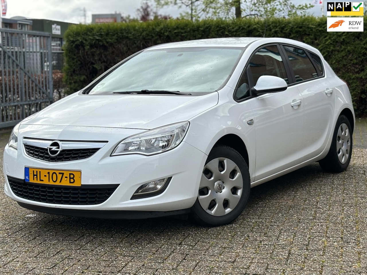 Opel Astra - 1.4 Selection 1.4 Selection, Airco, Elek pakket, Apk, - AutoWereld.nl