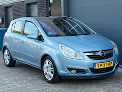 Opel Corsa - 1.4-16V Cosmo 5 deurs PANO AIRCO APK