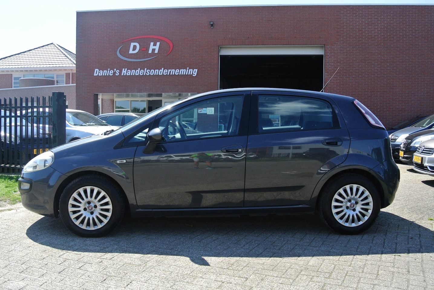 Fiat Punto Evo - 1.3 M-Jet Dynamic airco inruil mogelijk nap - AutoWereld.nl