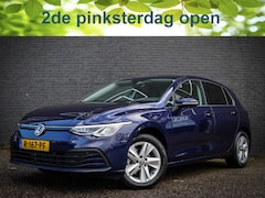 Volkswagen Golf - 1.5 eTSI Life Business van 26.950 v. 23.950,