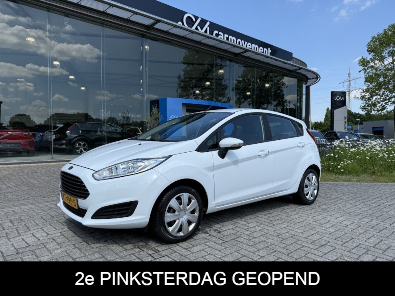 Ford Fiesta - 1.0 Style | Navi | Lederen bekleding | Bluetooth | NL auto!! - AutoWereld.nl