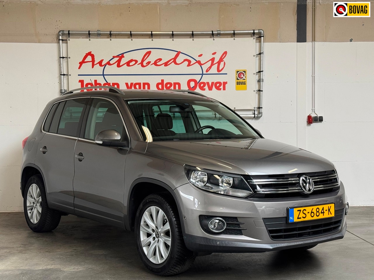Volkswagen Tiguan - 2.0 TSI Track&Field 4Motion|Facelift|Stoelverwarming|200PK|Climate| - AutoWereld.nl