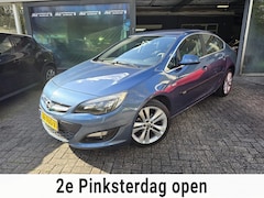 Opel Astra - 1.4 Turbo Edition | 2E EIGENAAR | 12MND GARANTIE | AUTOMAAT | NAVI | CRUISE | LMV |