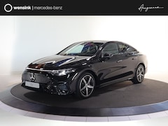 Mercedes-Benz CLA-Klasse - 200 Business Solution AMG 58 kWh | Panoramadak | Premium Pakket | Superscreen | Trekhaak |