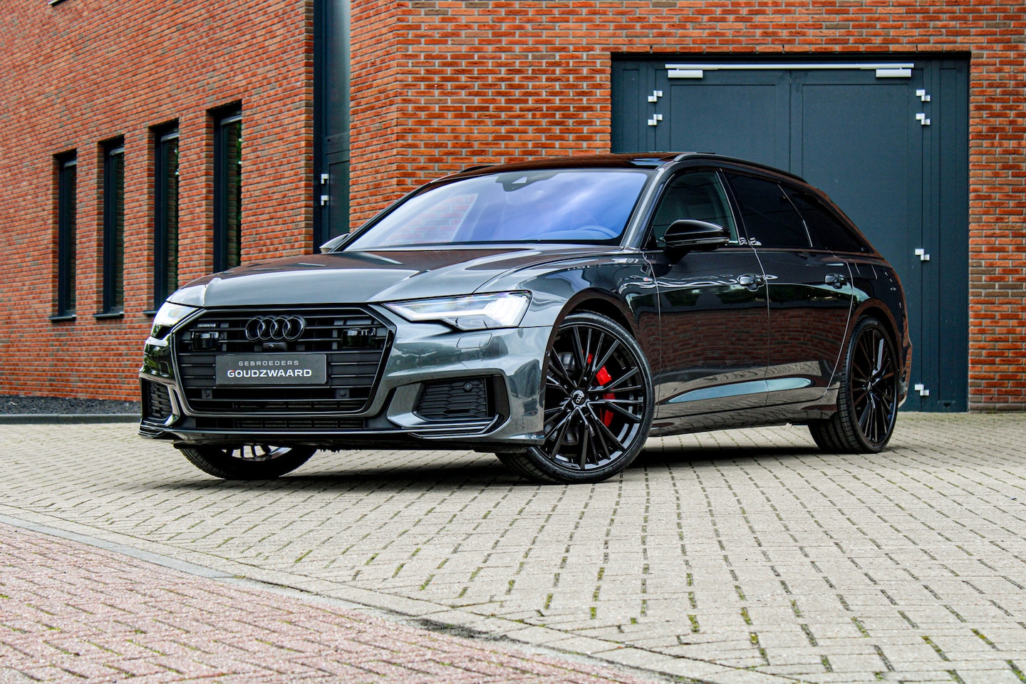 Audi A6 Avant - 55 TFSI e quattro Competition | Matrix | Pano | B&O | Sportstoelen | Top View Camera | Car - AutoWereld.nl
