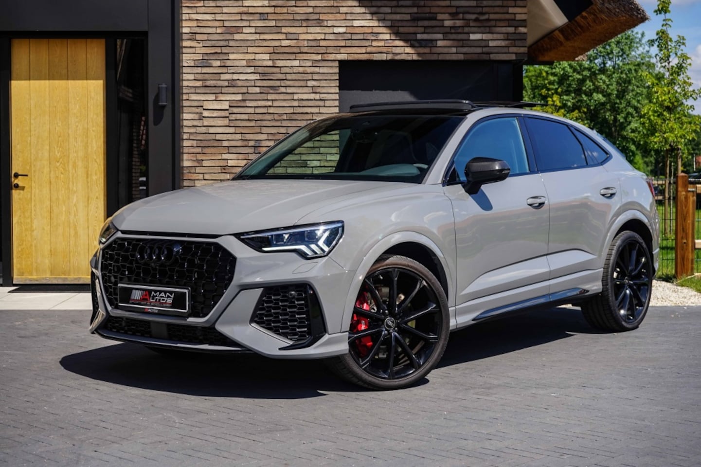 Audi RSQ3 Sportback - 2.5 TFSI Quattro Sonos/Pano/Nardo/360/RS-Zetels - AutoWereld.nl