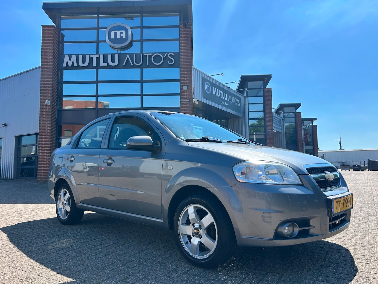 Chevrolet Aveo - 1.4-16V Class Automaat Airco PDC APK SEDAN - AutoWereld.nl