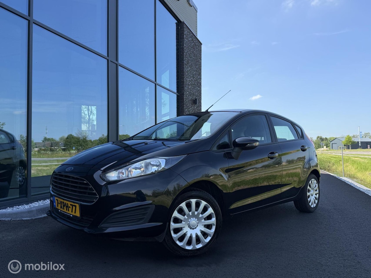 Ford Fiesta - 1.0 Style | Airco | Trekhaak | Deal. ond | PDC achter | Isofix - AutoWereld.nl