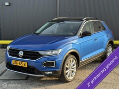 Volkswagen T-Roc - 1.0 TSI Style | NAVI | ACC | Stoelverwarming