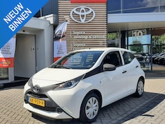 Toyota Aygo - 1.0 VVT-i x-now AIRCO NL-AUTO