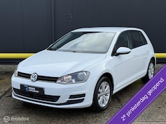 Volkswagen Golf - 1.2 TSI Connected Series CRUISE