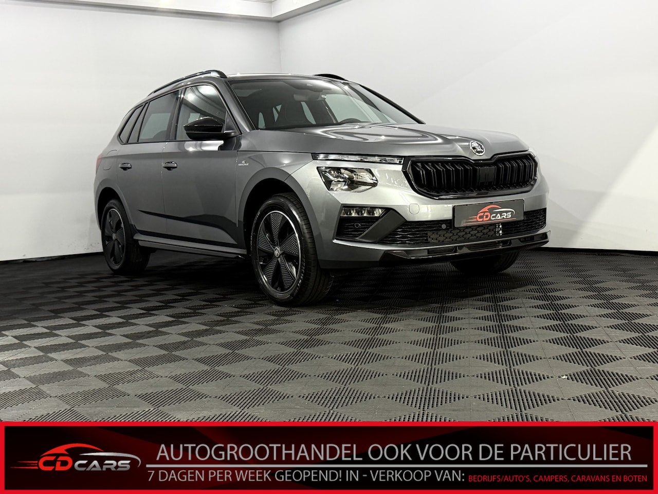 Skoda Kamiq - 1.0 TSI Monte Carlo Panoramadak, Camera, Apple carplay, Keyless start, Elektrische achterk - AutoWereld.nl