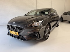 Ford Focus - 1.0 EcoB. Tit. Bns ST Line | Automaat | Navi | Carplay | LED |