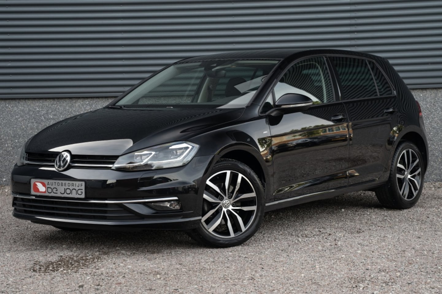 Volkswagen Golf - 1.5 TSI 150PK Highline | Virtual Cockpit | Carplay | Adapt.Cruis - AutoWereld.nl
