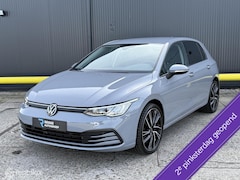 Volkswagen Golf - 1.5 eTSI Style Nardo Grijs | Automaat | ACC