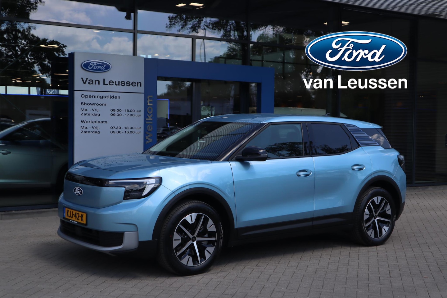 Ford Explorer - EXTENDED RANGE 79KWH AWD 360GR-CAM EL-ACHTERKLEP MASSAGE-STOELEN+MEMORY HEAD-UP 4-JAAR/100 - AutoWereld.nl