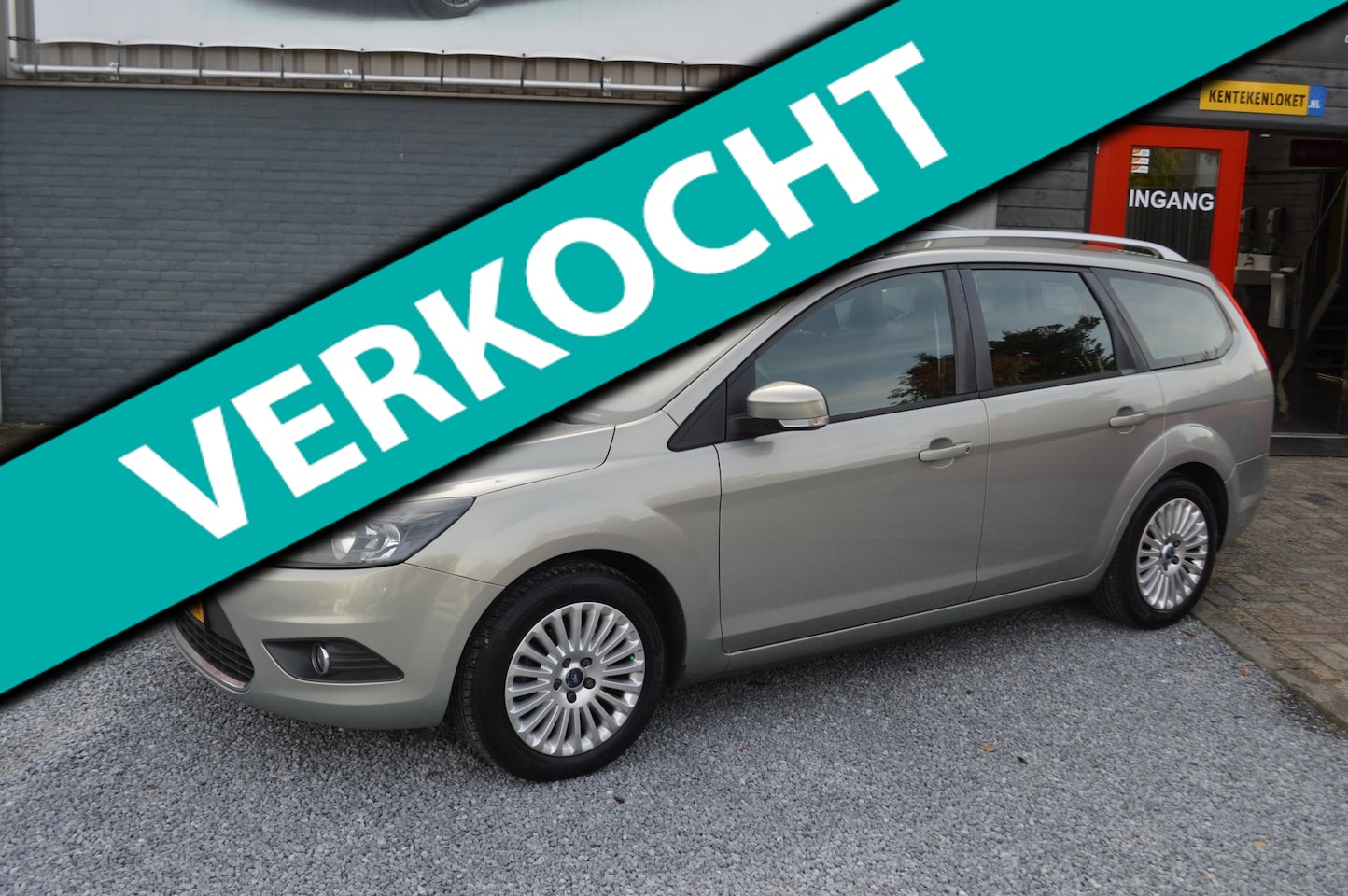 Ford Focus Wagon - 1.8 Limited Airco Navi 5Drs PDC Sport Trekhaak - AutoWereld.nl