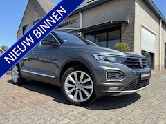 Volkswagen T-Roc - 1.5 TSI Automaat Sport Trekhaak / Full LED / Carplay