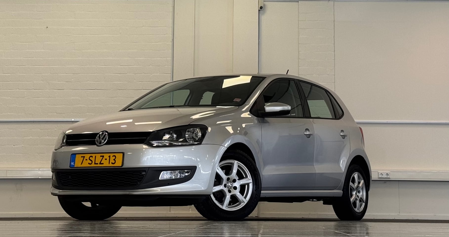 Volkswagen Polo - 1.2 TSI BlueMotion Edition+ 1e Eigenaar Parkeerhulp Mooi! - AutoWereld.nl