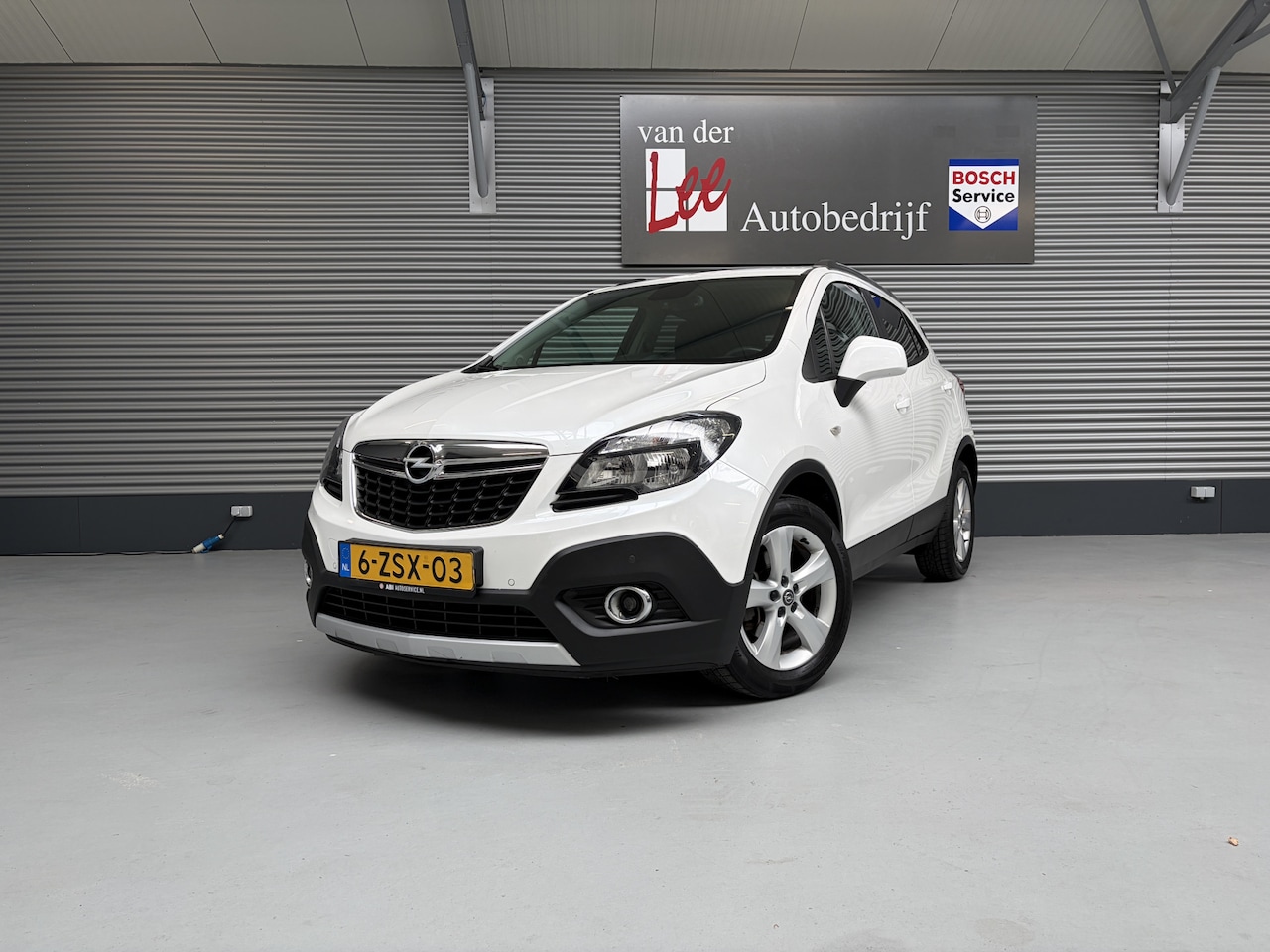 Opel Mokka - 1.4 T 140PK CLIMA/PDC/NAVI/TREKHAAK/PEARL LAK/ENZ - AutoWereld.nl