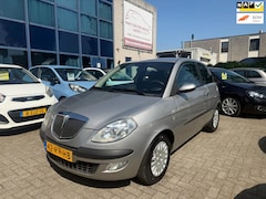 Lancia Y(psilon) - Ypsilon 1.4-16V Oro Automaat, Airco, APK 05/27