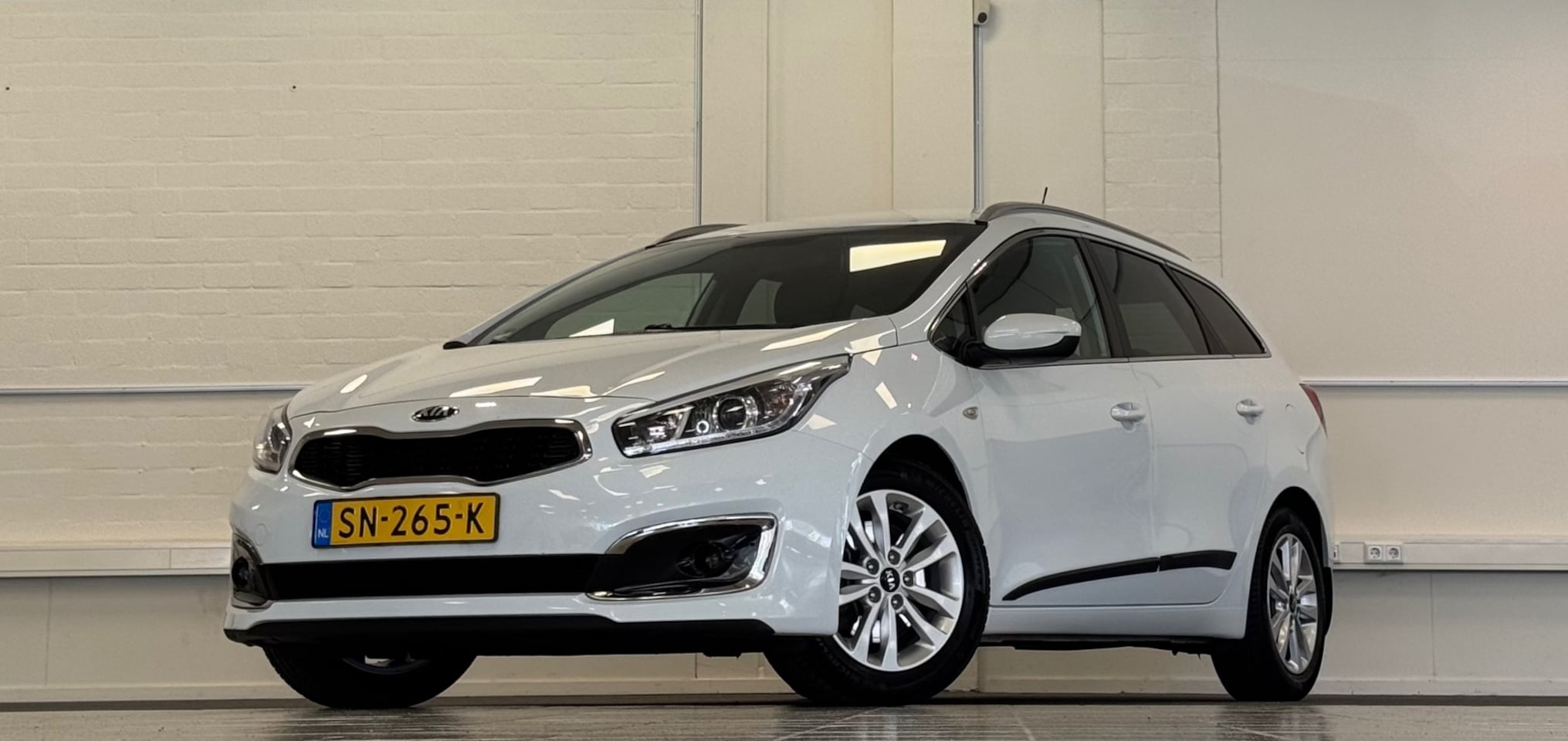 Kia Cee'd Sportswagon - 1.0 T-GDi ComfortLine 2e Eigenaar Trekhaak Android Mooi! - AutoWereld.nl